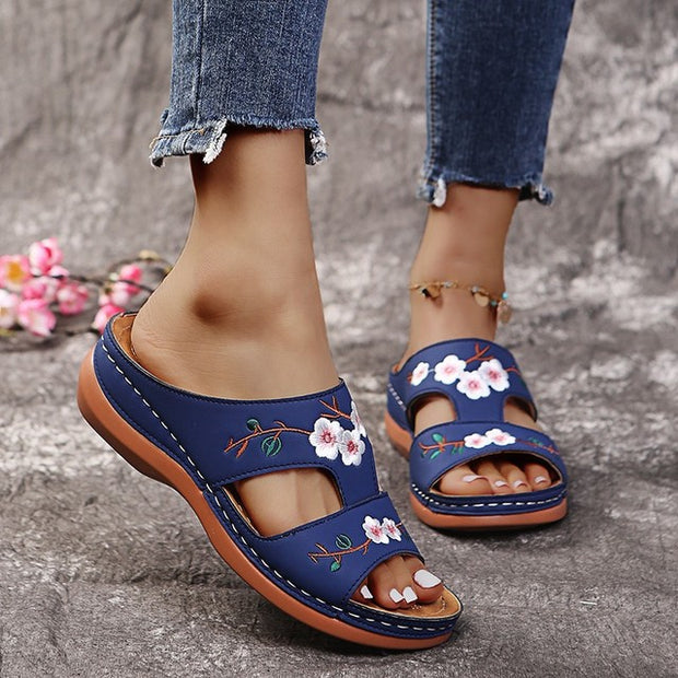 Embroidery Floral Sandals